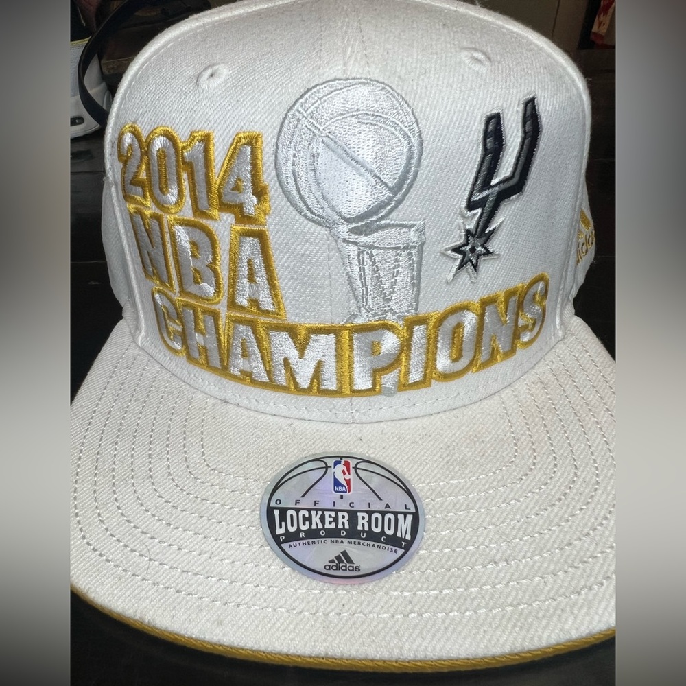 2014 San Antonio Spurs NBA Official Champions Hat